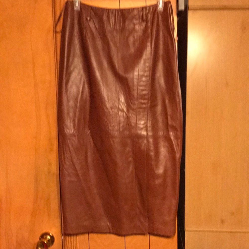 Soft leather skirt